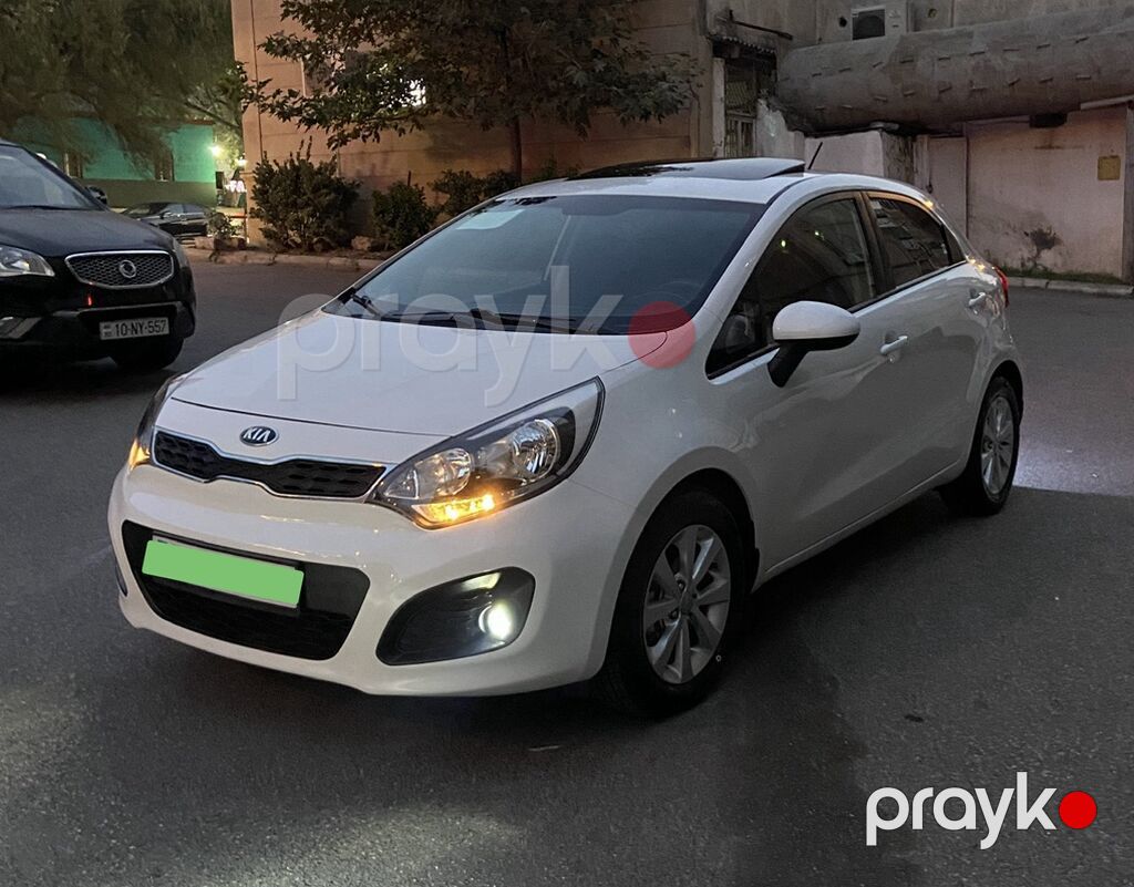 Kia Rio: 1.4 l 2014 il Hetçbek 10-NY-557 — Avtomobillər, Bakı (8)