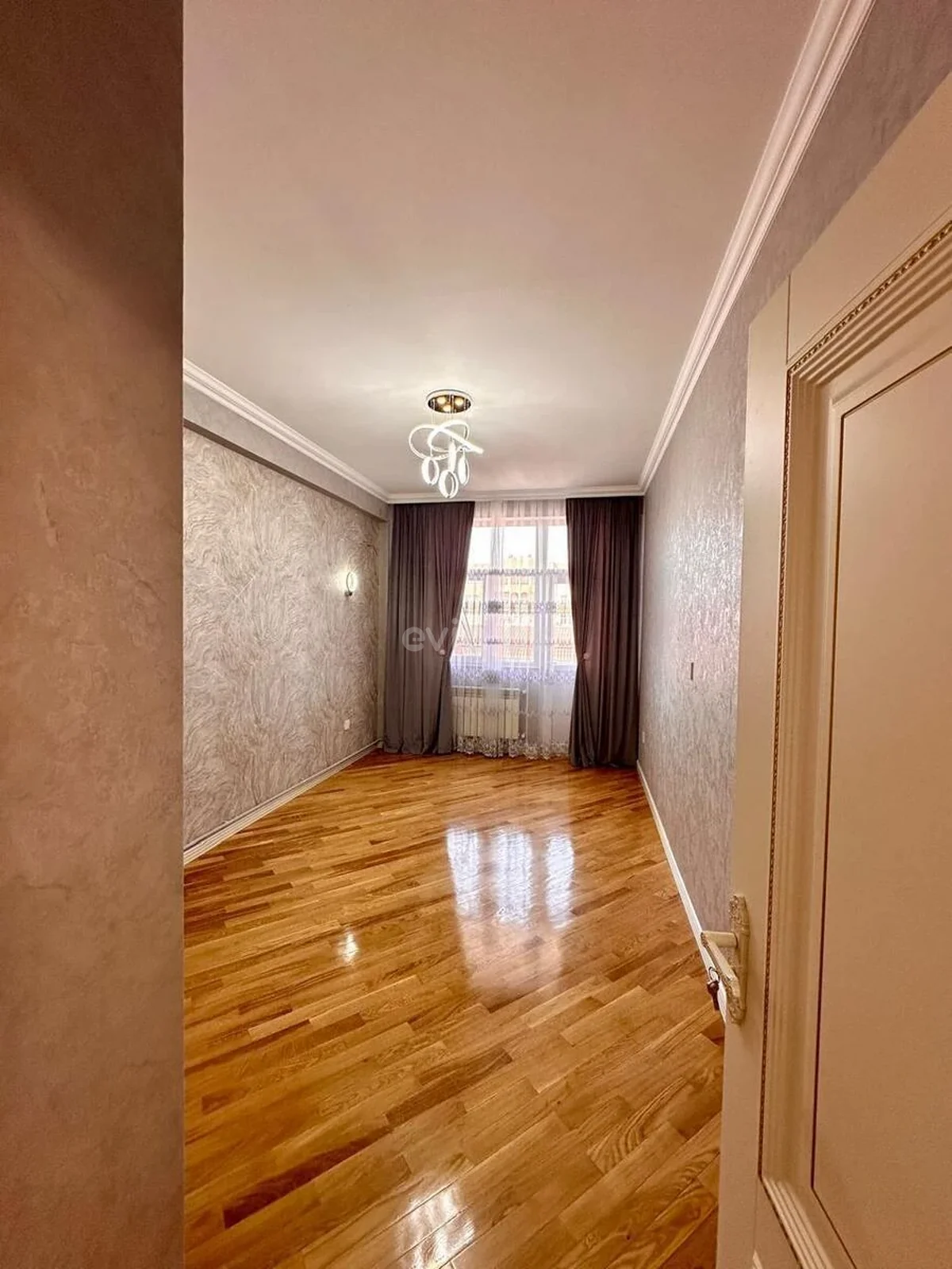 2 otaqlı tam təmirli mənzil satılır 8-ci mikrorayonda — Mənzil, Bakı (2)