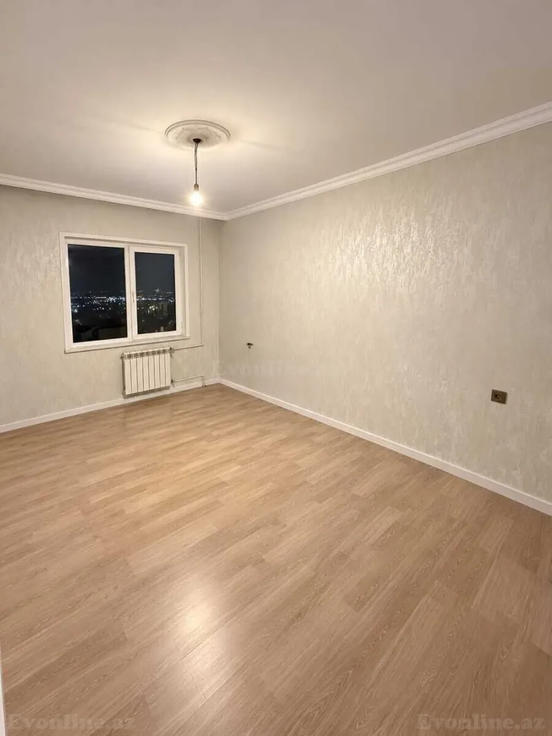 Satılır 2 otaqlı Mənzil Köhnə tikili 65 m² Bakı, Xətai r., Həzi Aslanov — Mənzil, Bakı (4)