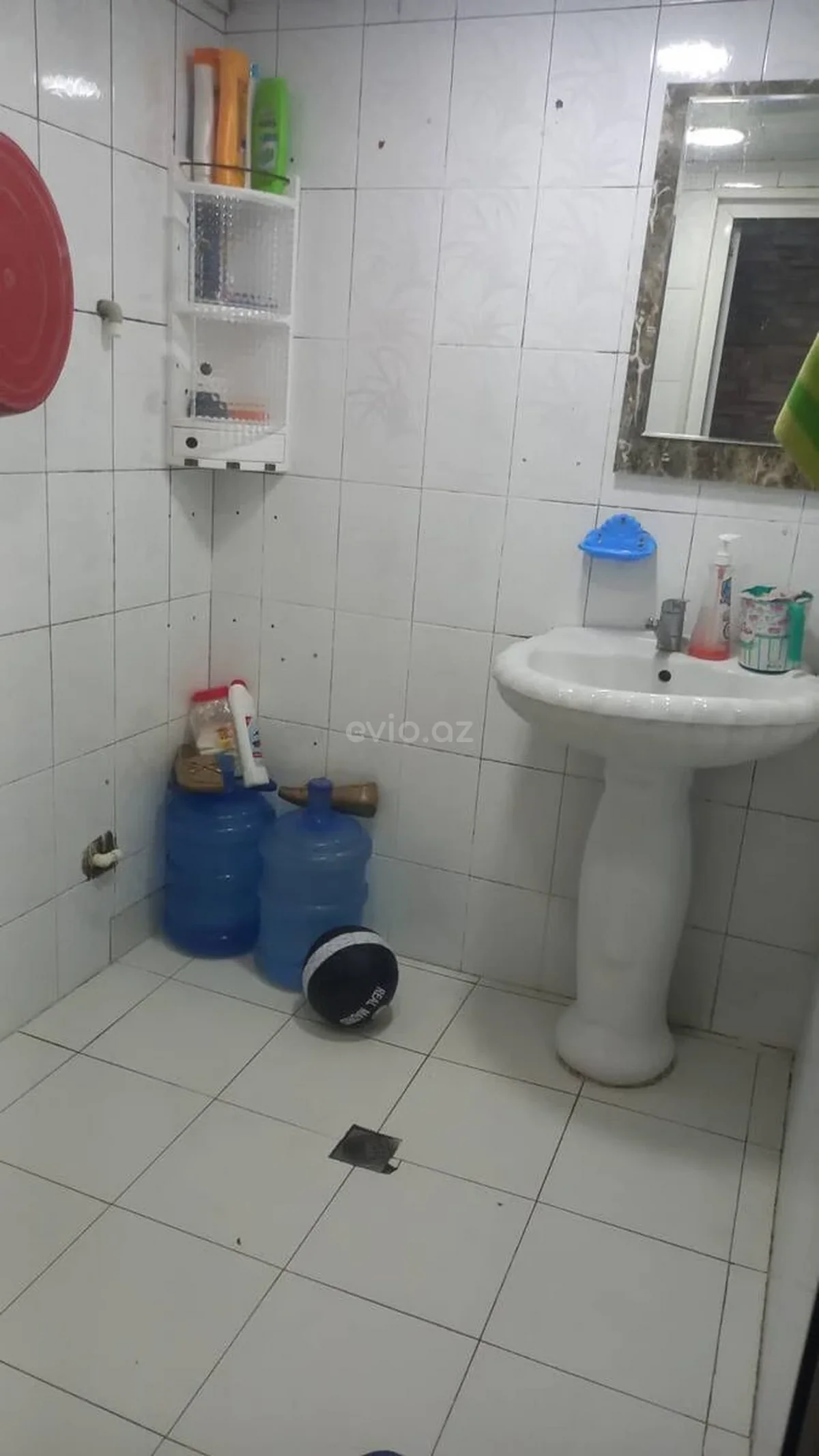 3 otaqlı orta təmirli mənzil satılır 5-ci mikrorayonda — Mənzil, Bakı (11)