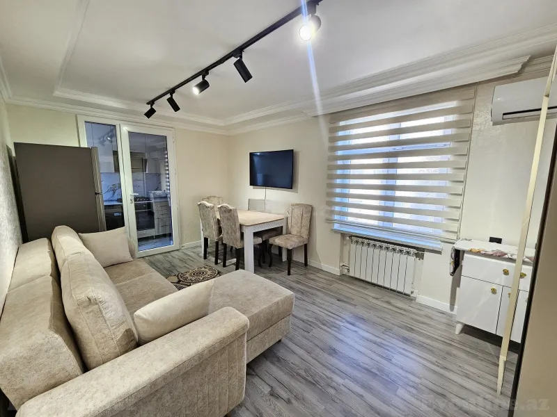 Satılır 2 otaqlı Mənzil Köhnə tikili 35 m² Bakı, Nizami r., Qara Qarayev m., 8-ci kilometr — Mənzil, Bakı (7)