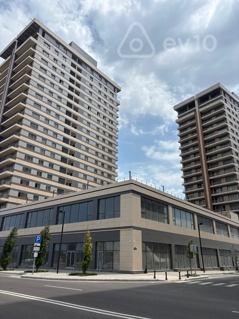 Obyekt, 1100 m², Ağ şəhər bulvarı və Nizami parkına yaxın — Bakı