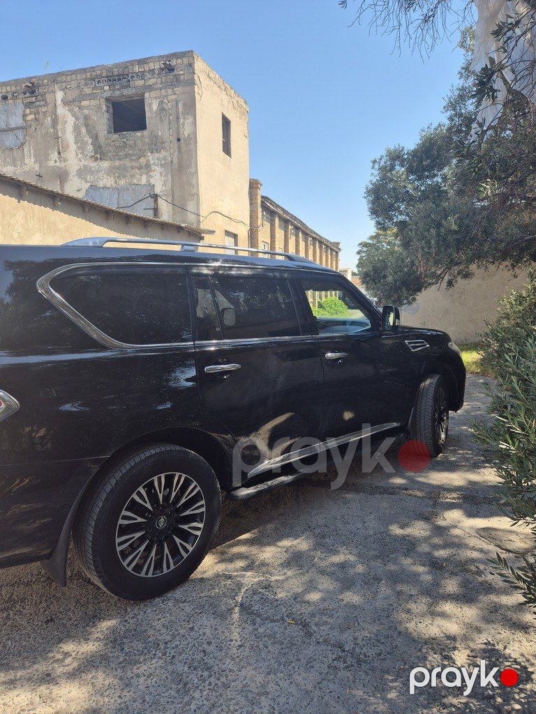 Nissan Patrol, 5.6 L, 2010 il, 185 000 km — Avtomobillər, Bakı (5)