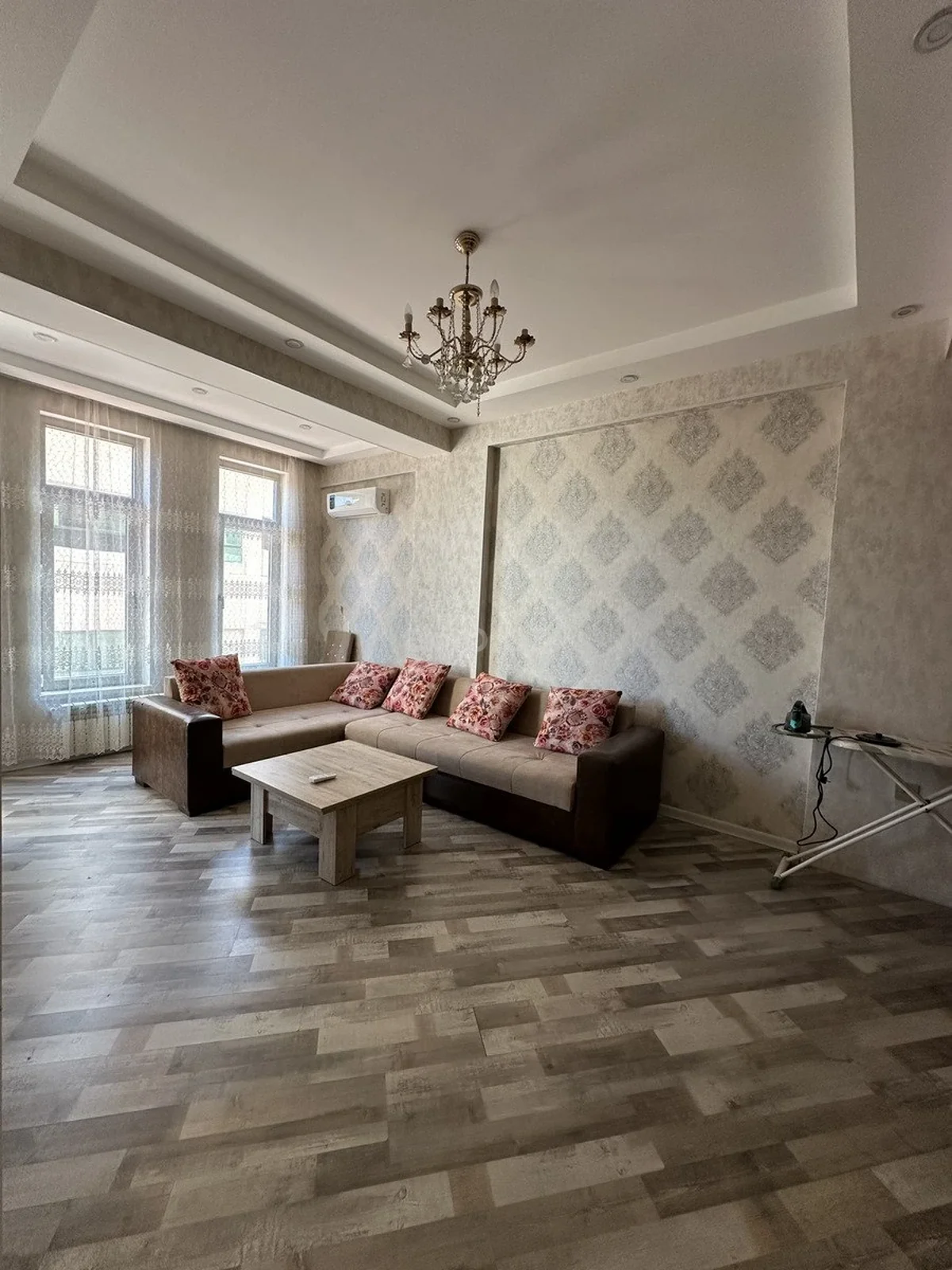 2 otaqlı tam təmirli mənzil satılır Səbail rayonunda — Bakı