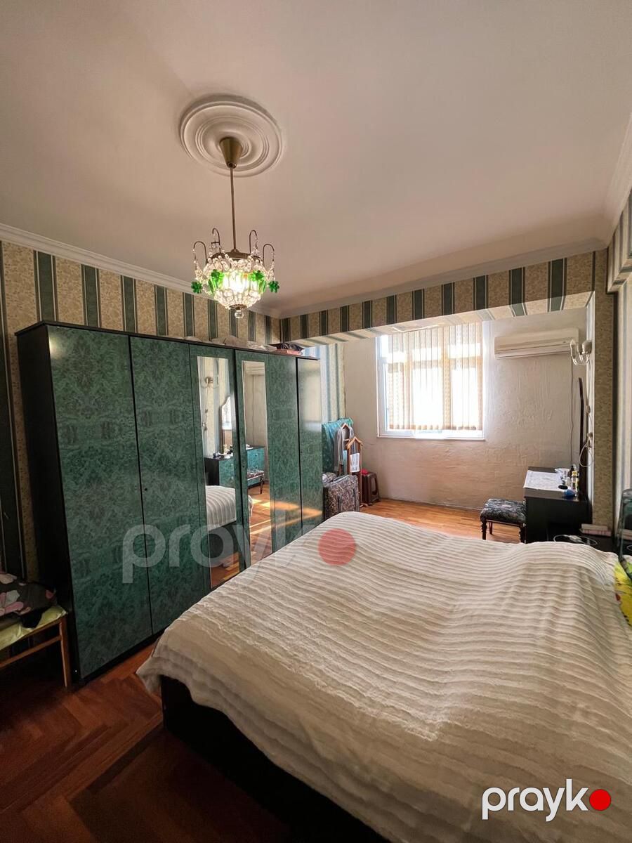 Satılır 3 otaqlı köhnə tikili 100 m² — Mənzil, Bakı (8)