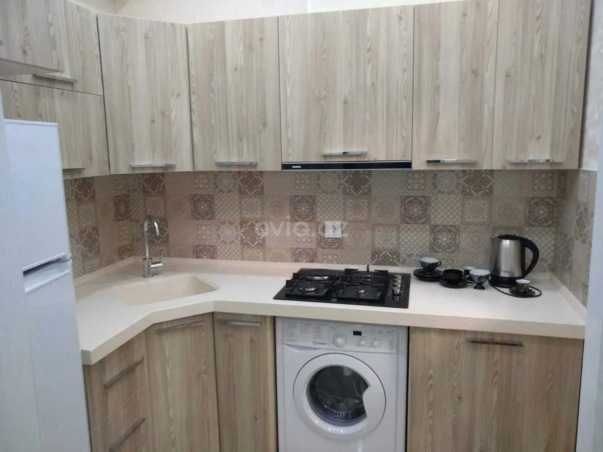 2 otaqlı tam təmirli mənzil satılır Xətai rayonunda — Mənzil, Bakı (3)