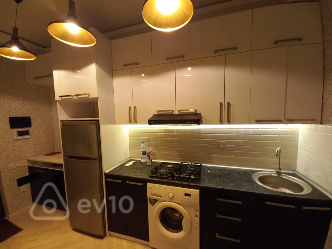 2 otaqlı mənzil, 60 m², Təbriz küç. — kirayə — Mənzil, Bakı (6)
