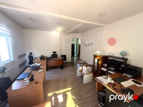 İcarəyə verilir 3 otaqlı ofis 100 m² — Bakı