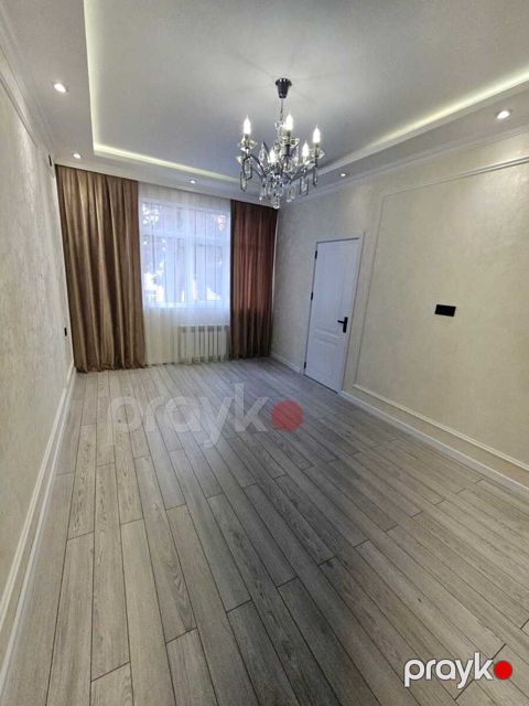 Satılır 2 otaqlı köhnə tikili 45 m² — Bakı