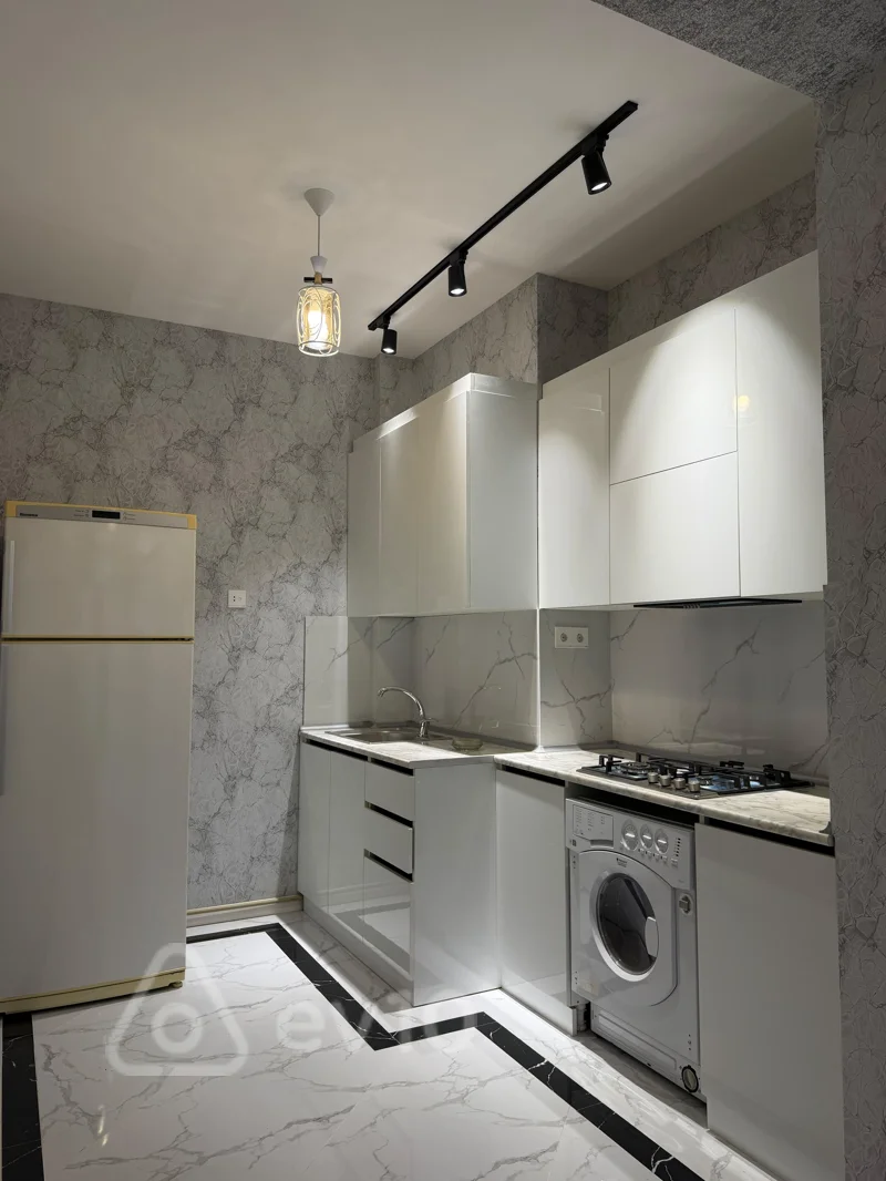 2 otaqlı mənzil, 90 m², Nəsib bəy Yusifbəyli küçəsi 26 — kirayə — Mənzil, Bakı (2)