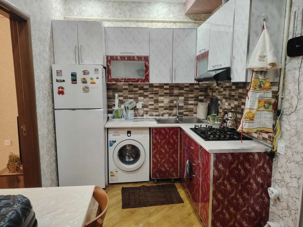 Kirayə 2 otaqlı mənzil Neftçilər metrosu yaxınlığında — Mənzil, Bakı (8)