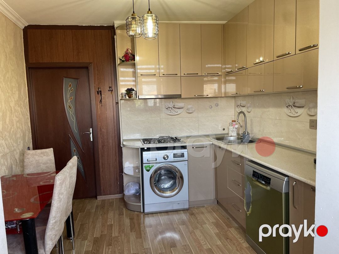 Satılır 3 otaqlı köhnə tikili 63 m² — Mənzil, Bakı (11)
