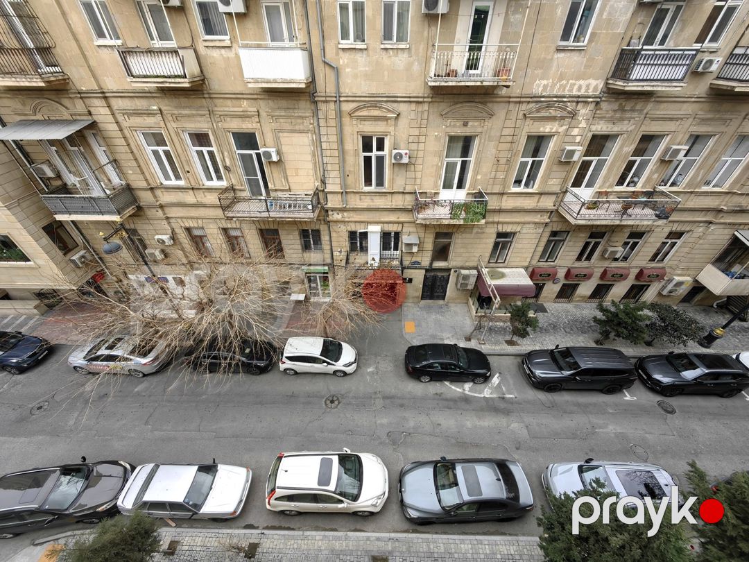 Satılır 2 otaqlı köhnə tikili 57 m² — Mənzil, Bakı (7)