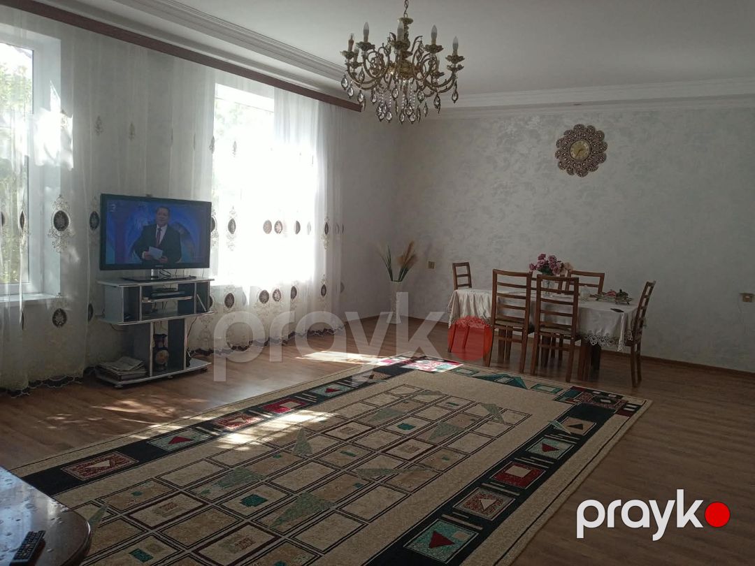 Satılır 4 otaqlı həyət evi/bağ evi 200 m² — Ev, villa, Bakı (11)