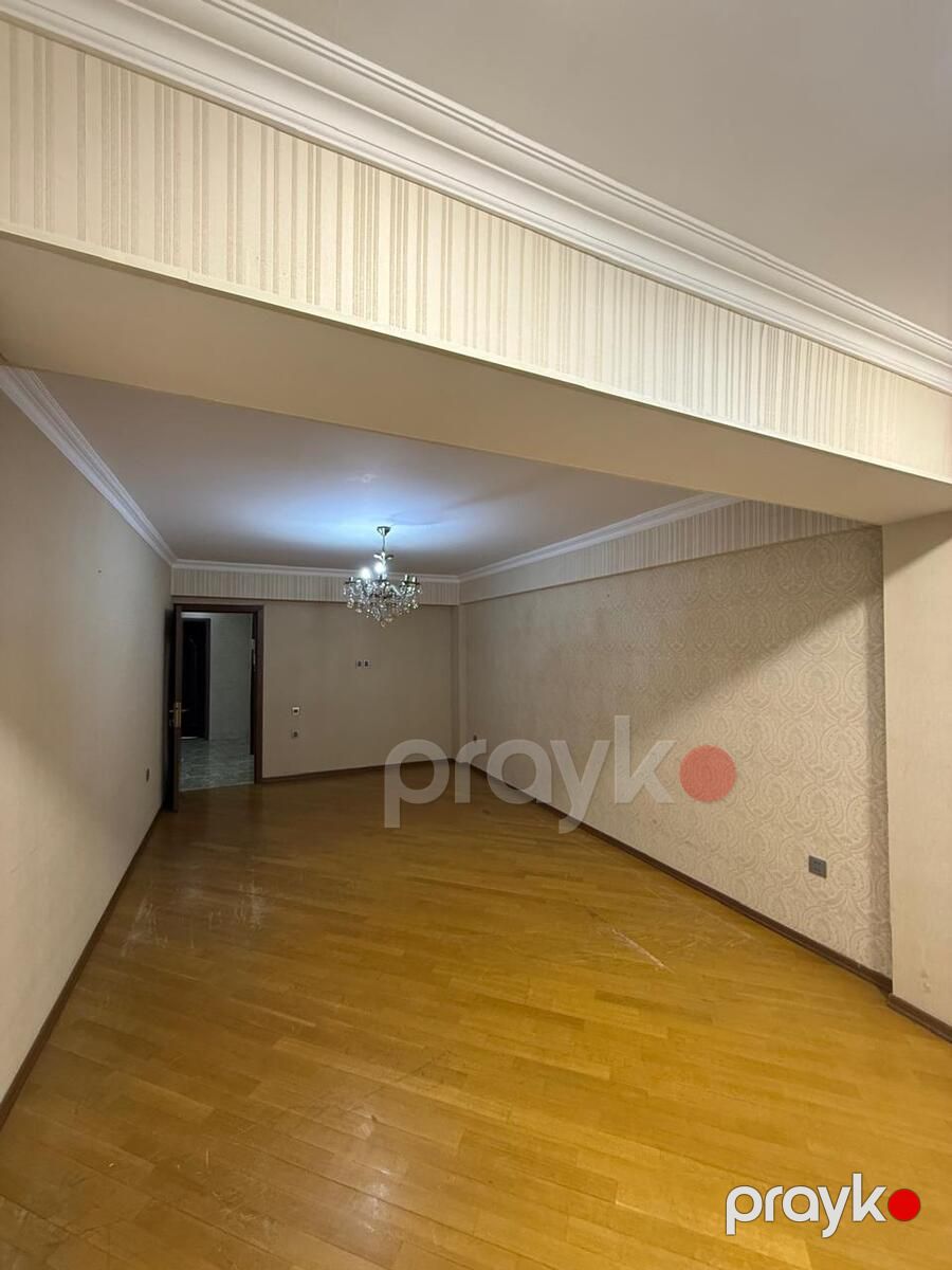 Satılır 2 otaqlı köhnə tikili 65 m² — Mənzil, Bakı (2)