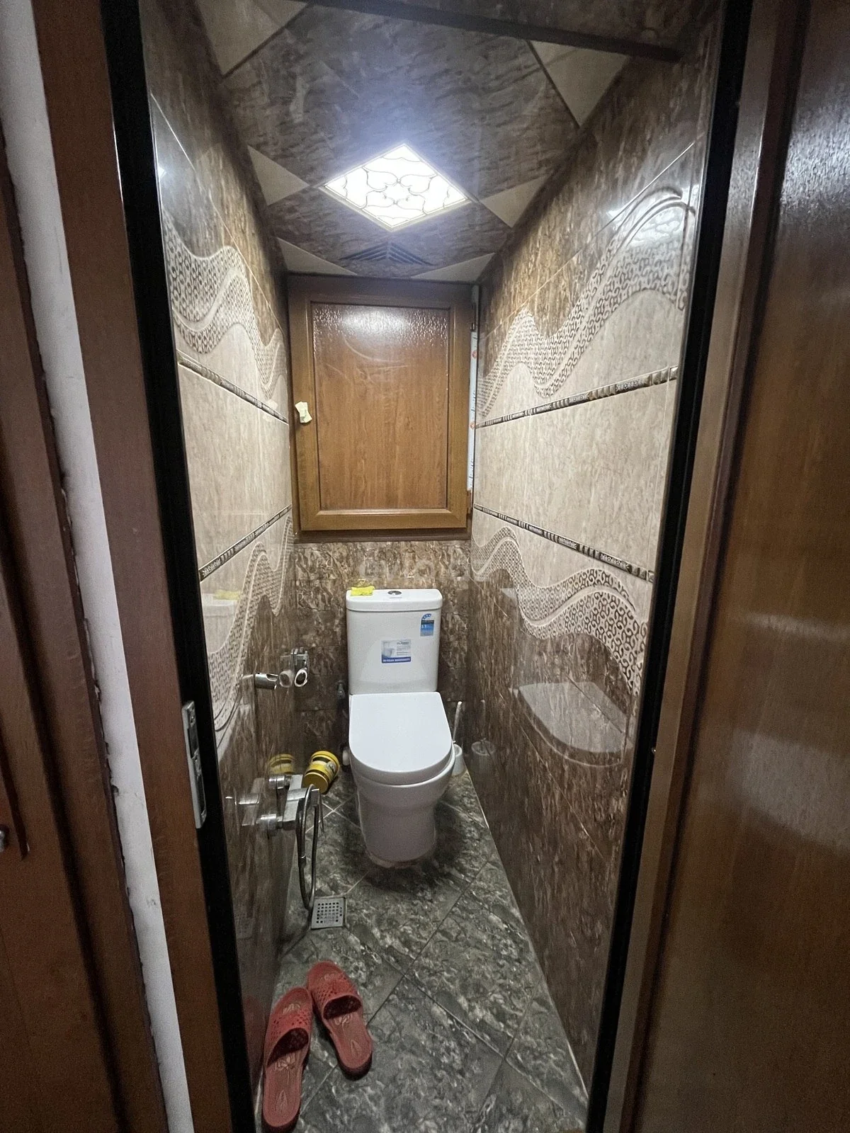Kirayə 2 otaqlı mənzil Xalqlar Dostluğu metrosu yaxınlığında — Mənzil, Bakı (10)
