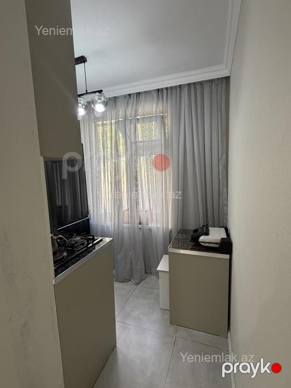 Satılır 3 otaqlı Bina evi menzil (Köhnə tikili), 65 m², 1-ci mikrorayon — Mənzil, Sumqayıt (10)
