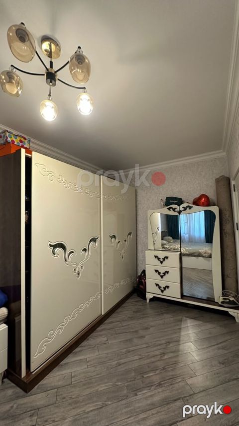 Dolab termo birlikde 400 manat.Unvan Suraxani.SH — Bakı