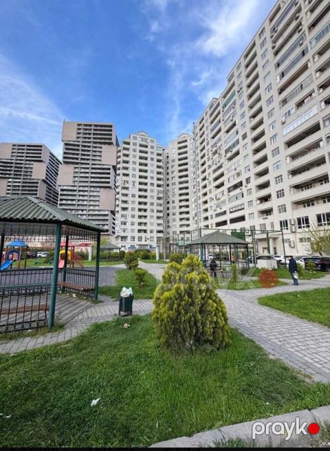 Satılır 4 otaqlı yeni tikili 150 m²