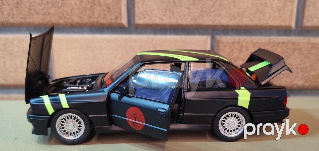 Oyuncaq maşın BMW M3, metal, qara/yaşıl — Mallar, Bakı (3)