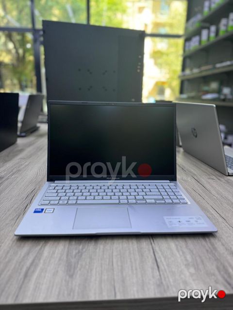 Notebook ASUS VivoBook 15 Core 7 150U 16GB RAM 512GB SSD — Bakı