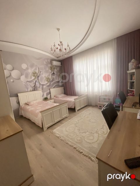 Satılır 6 otaqlı həyət evi/bağ evi 350 m² — Bakı
