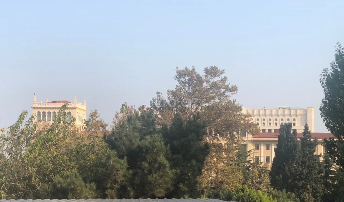 1 otaqlı orta təmirli mənzil satılır Səbail rayonunda — Mənzil, Bakı (12)