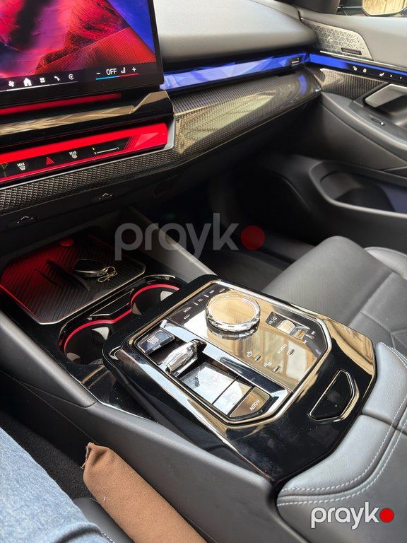 BMW 530e, 2.0 L, 19.4 kWh, 2024 il, 26 000 km — Avtomobillər, Bakı (9)