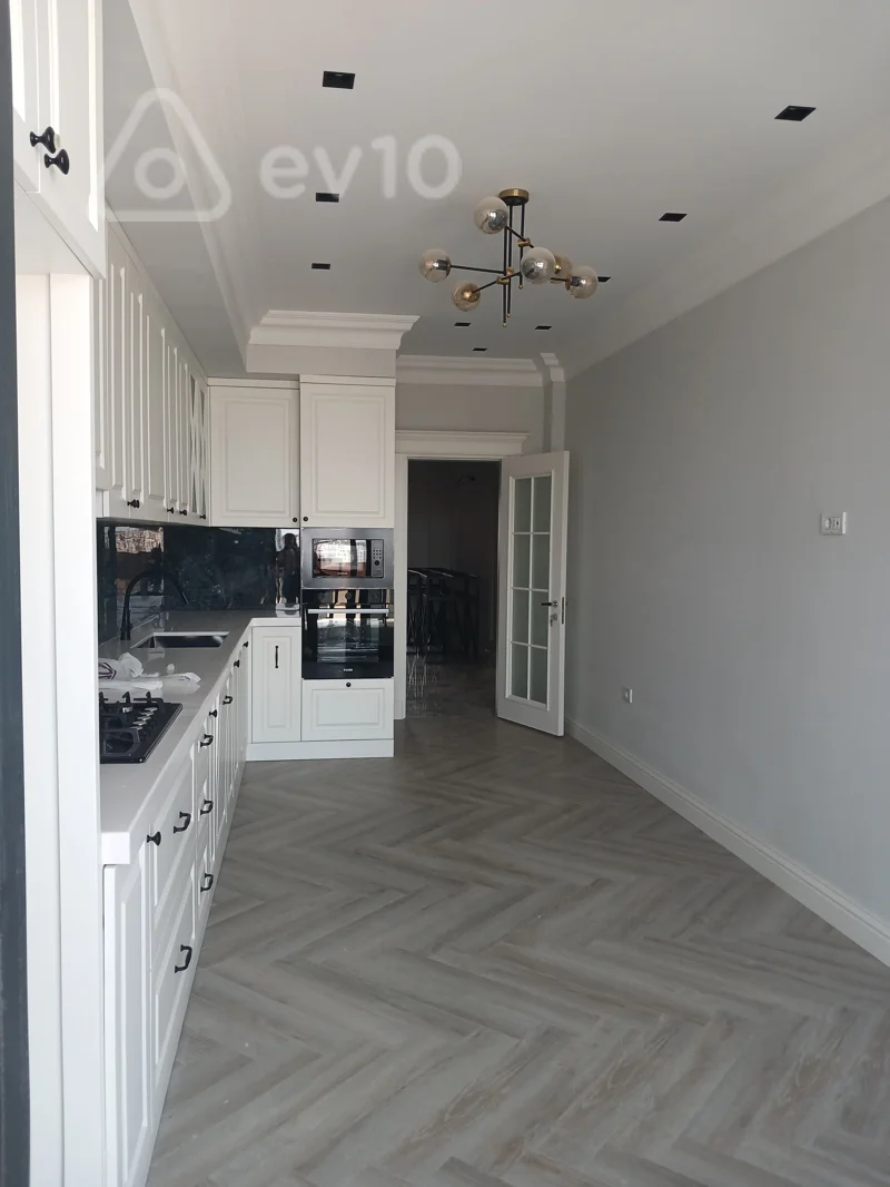4 otaqlı mənzil, 225 m², Ceyhun Səlimov küçəsi ilə Abdulvahab Salamzadə küçələrinin kəsişməsi — Mənzil, Bakı (7)