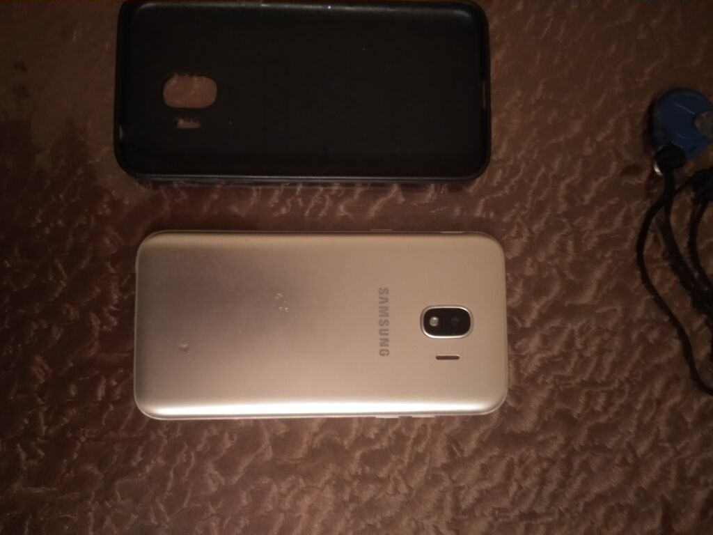 Salam qardaş lar Satilmır‼ yanliz barter ipone samsung ferqi — Lenovo, Bakı (6)