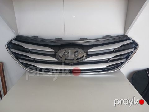 "Hyundai Santa Fe 2017" radiator barmaqlığı kameralı — Bakı