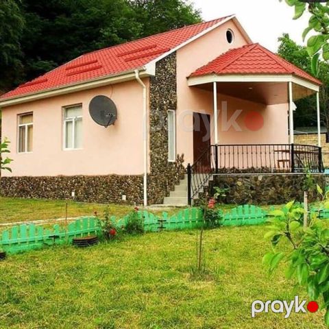 Həyət evi kirayə verilir, Qax r — Yeqane