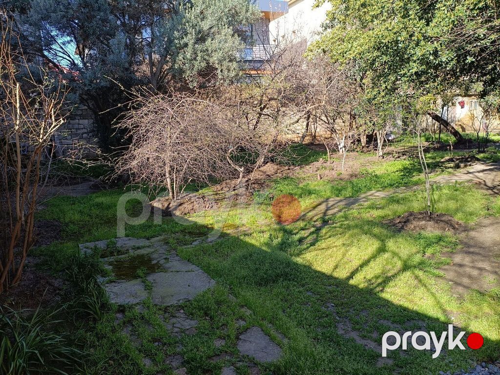 Çox tanımış ərazidə yerləşən olaraq amerikanka tipli ev və — Ev, villa, Bakı (2)