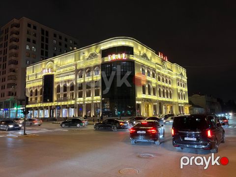 Satılır 2 otaqlı köhnə tikili 60 m² — Bakı