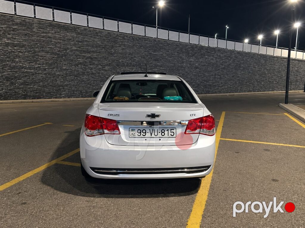 Chevrolet Cruze: 1.6 l 2015 il 250000 km Sedan — Avtomobillər, Bakı (2)
