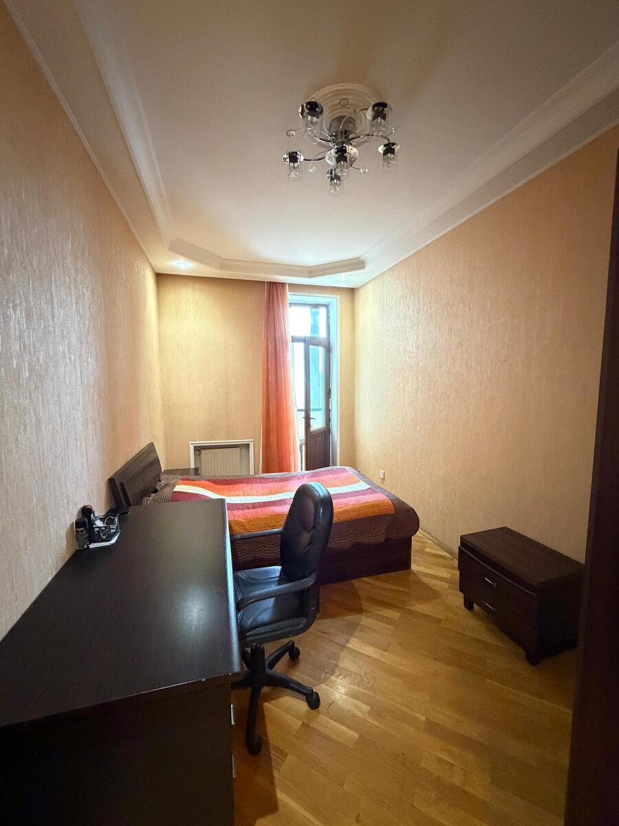 Satılır 4 otaqlı yeni tikili 186 m² — Mənzil, Bakı (11)