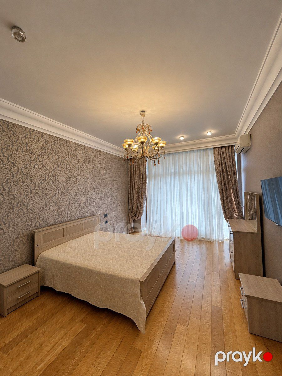 Satılır 4 otaqlı yeni tikili 250 m² — Mənzil, Bakı (8)