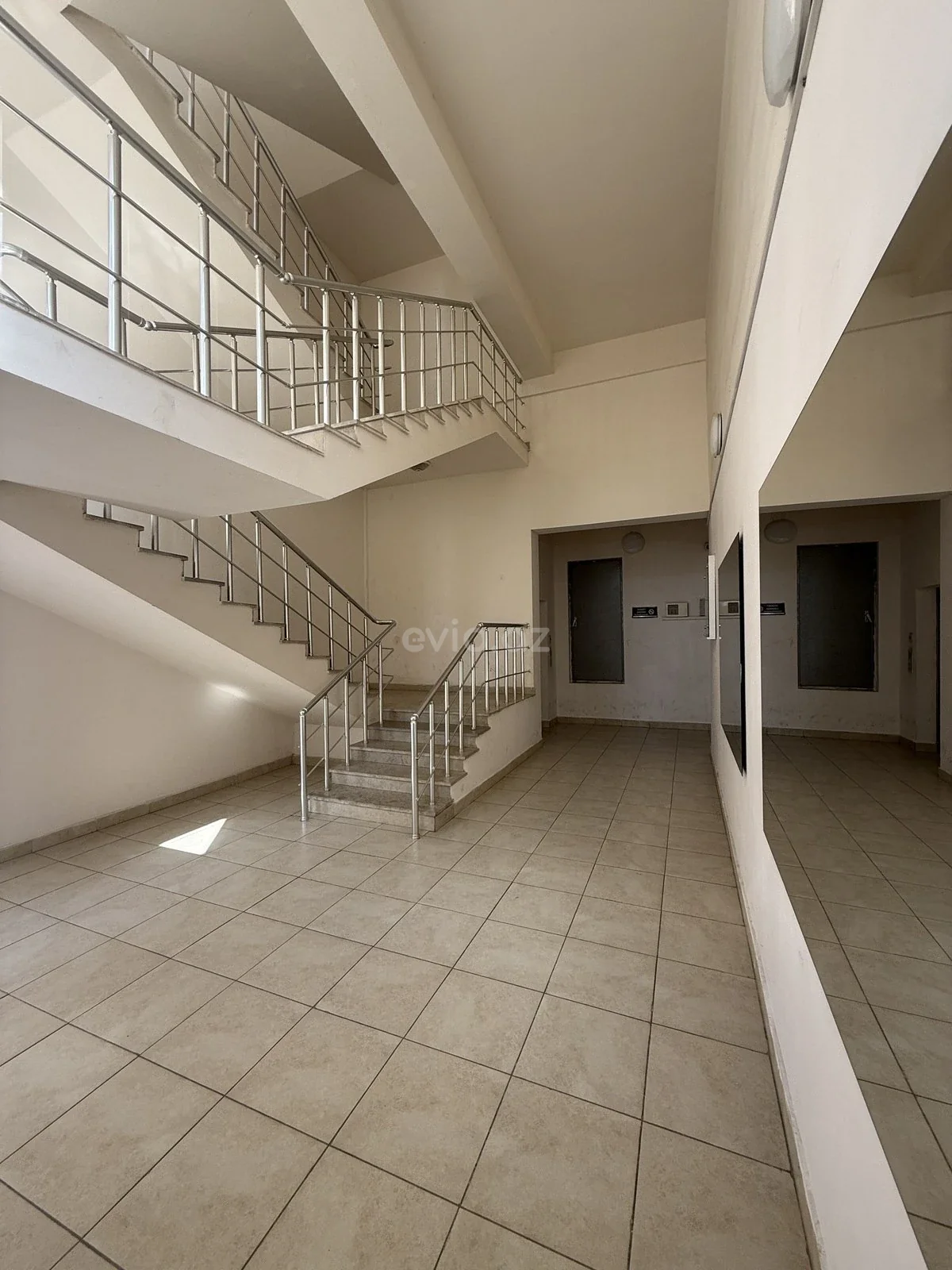 2 otaqlı tam təmirli mənzil satılır Bakıxanov qəsəbəsində — Mənzil, Bakı (9)