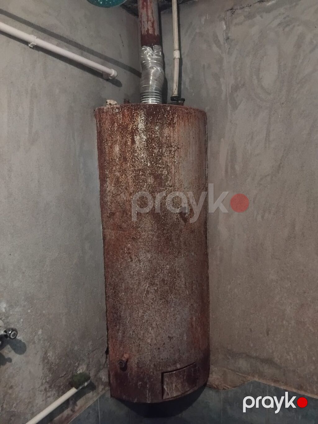Qazla işləyən divar tipli su qızdırıcısı (kolonka) 80/100litirlik — Kombi, qazanca və su isitici təmiri, Gəncə (2)