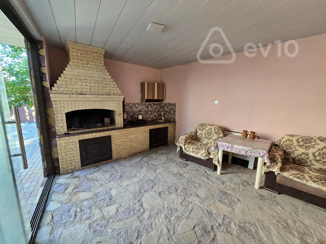 7 otaqlı həyət evi, 228 m², Şüvəlan–Mərdəkan sərhədində 2 mərtəbəli bağ evi satılır Şimal Qres ərazisi, Sabah FC stadionunun yaxınlığı — Ev, villa, Bakı (4)
