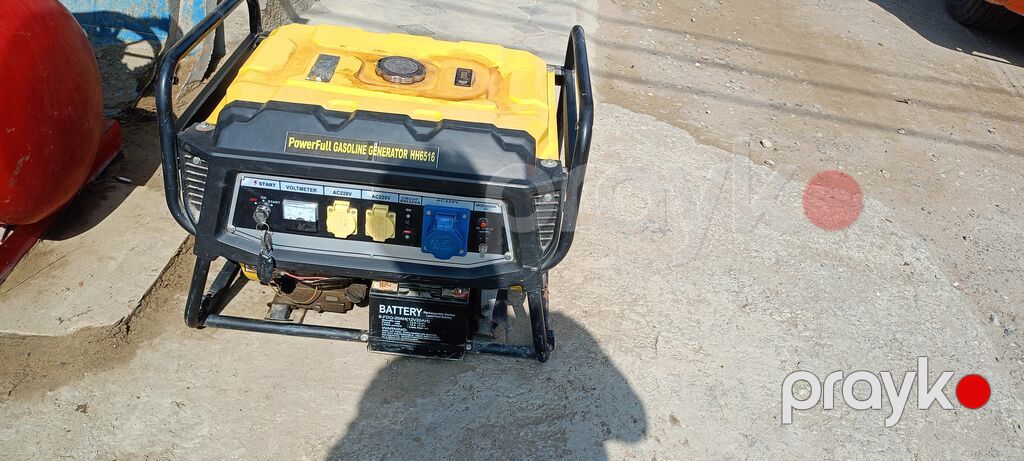 Məhsul: Benzinli generator Model üzərində yazı: “PowerFull Gasoline — Generatorlar, Digah (9)