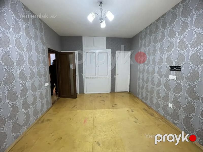 Satılır 3 otaqlı Bina evi menzil (Köhnə tikili), 65 m², 8-ci mikrorayon — Mənzil, Sumqayıt (2)