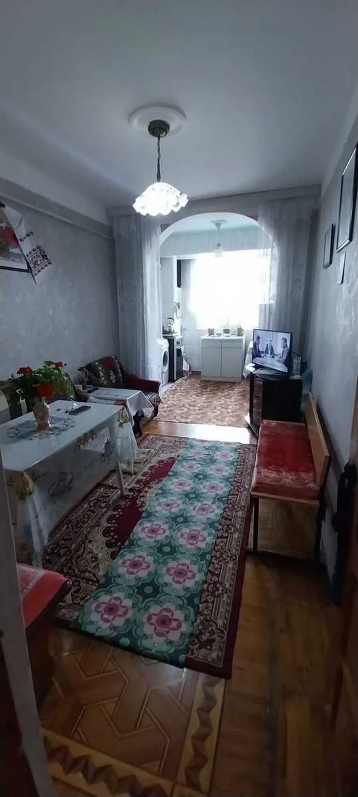 4 otaqlı orta təmirli mənzil satılır Mərdəkan qəsəbəsində — Bakı