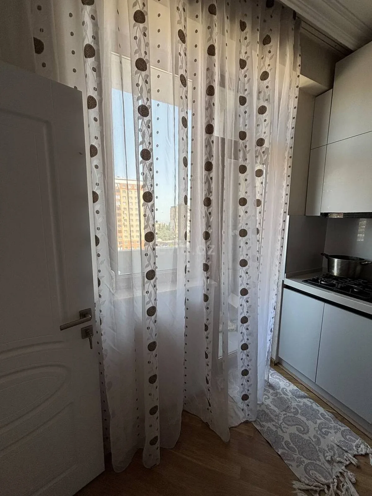2 otaqlı tam təmirli mənzil satılır Yeni Günəşli qəsəbəsində — Mənzil, Bakı (8)
