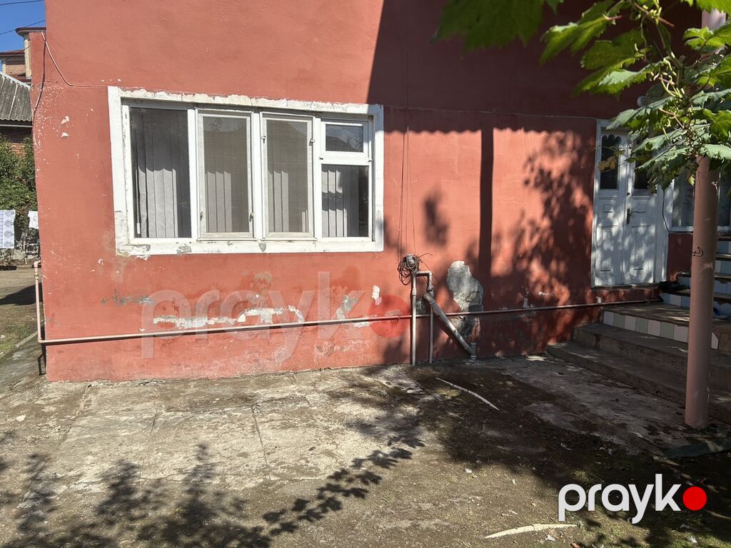 Lənkəran şəhərində, Kiçik Bazar məscidi yaxınlığında qız tələbələr — Ev, villa, Lənkəran (2)
