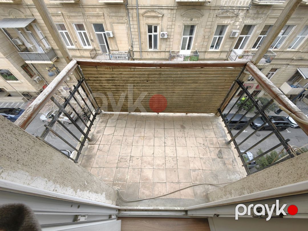 Satılır 2 otaqlı köhnə tikili 57 m² — Mənzil, Bakı (6)