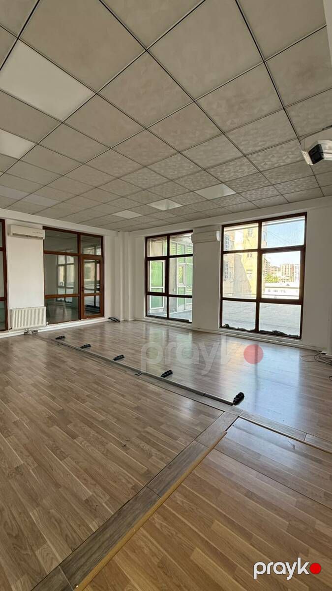 İcarəyə verilir 6 otaqlı ofis 200 m² — Ofis, Bakı (2)