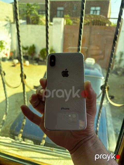 Apple iPhone X Silver 256GB/3GB — Bakı