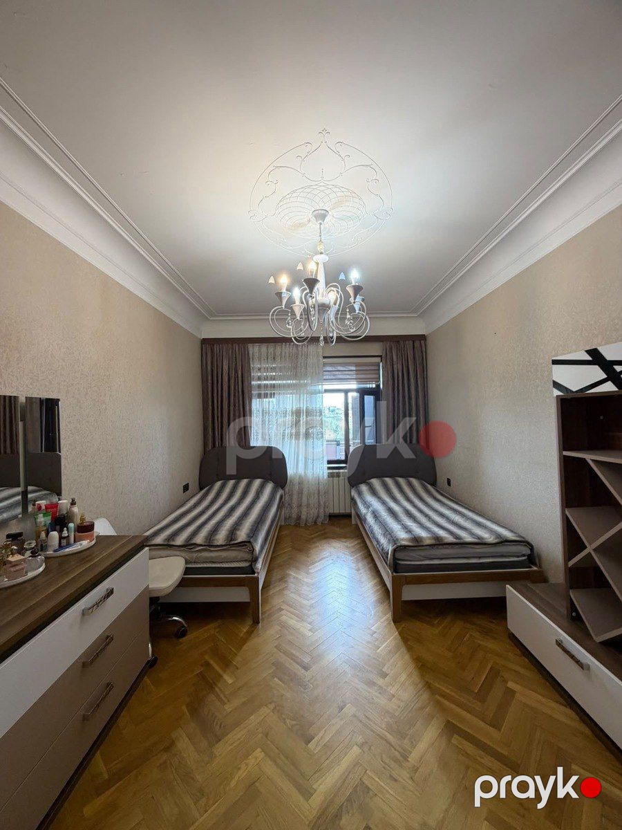 Satılır 4 otaqlı köhnə tikili 90 m² — Mənzil, Bakı (5)