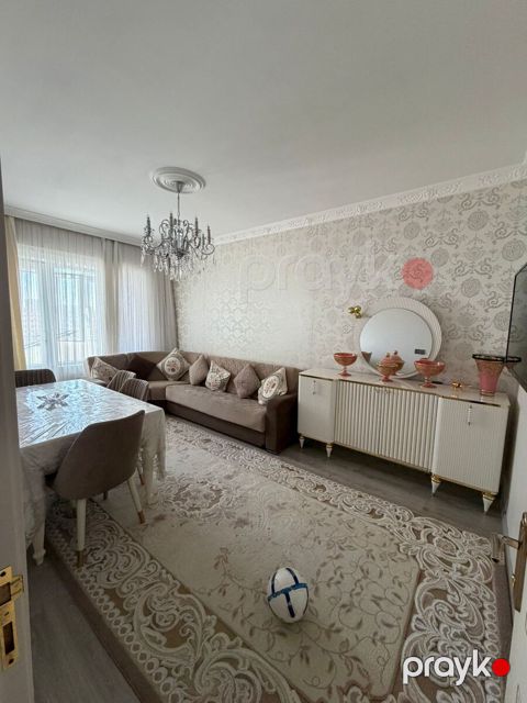 Satılır 3 otaqlı köhnə tikili 85 m² — Bakı